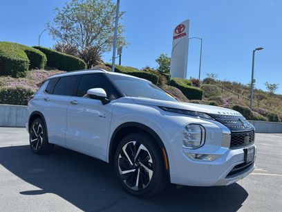 Used 2025 Mitsubishi Outlander SEL