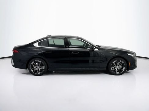 New 2027 BMW 530i RWD image 4