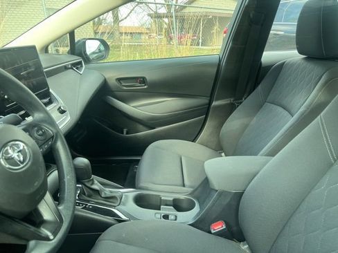Used 2024 Toyota Corolla LE image 7