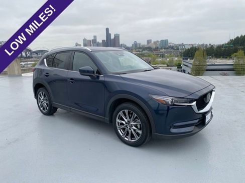 Used 2019 MAZDA CX-5 Signature AWD/4WD image 1