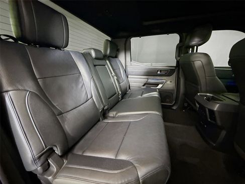 Used 2023 Toyota Tundra Platinum image 17