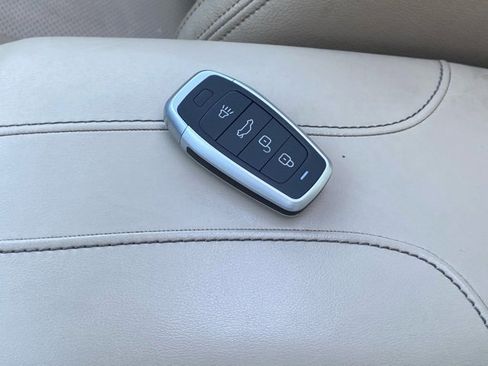 Used 2020 Nissan Rogue SL w/ Premium Package image 27