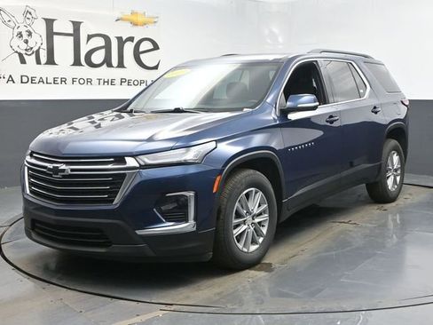 Used 2023 Chevrolet Traverse LT image 35