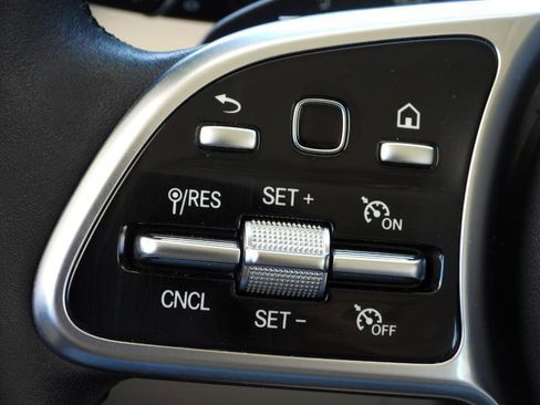 Used 2020 Mercedes-Benz GLC 300 image 88