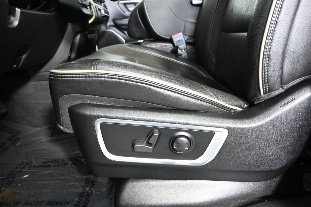 Used 2022 RAM 1500 Laramie AWD/4WD image 22