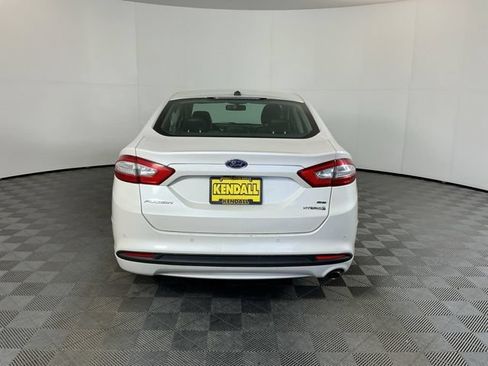 Used 2016 Ford Fusion SE w/ Equipment Group 502A FWD image 6
