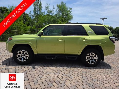 Used 2023 Toyota 4Runner TRD Off-Road Premium w/ Moonroof Package AWD/4WD image 8
