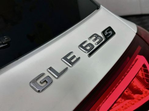 Used 2021 Mercedes-Benz GLE 63 AMG S image 28