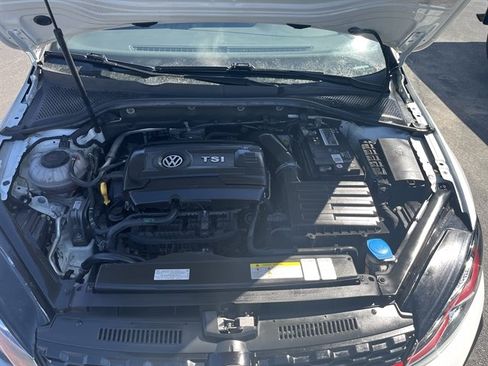 Used 2021 Volkswagen GTI Autobahn FWD image 14