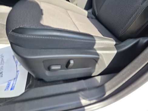 Used 2022 Buick Envision Preferred FWD image 29