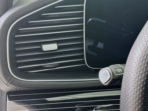 New 2026 Mercedes-Benz GLE 53 AMG 4MATIC image 11