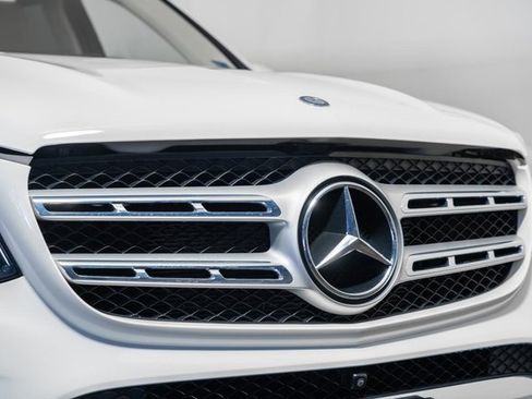 Used 2017 Mercedes-Benz GLS 450 4MATIC image 14