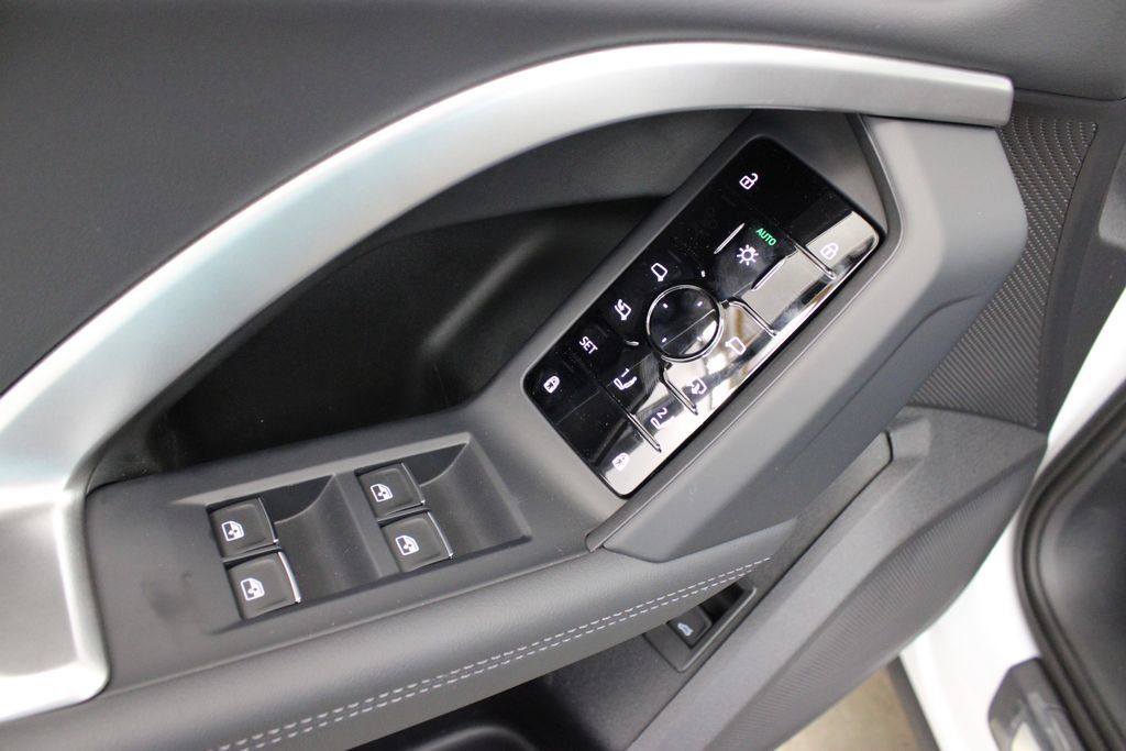 New 2026 Audi Q5 Premium AWD/4WD image 18