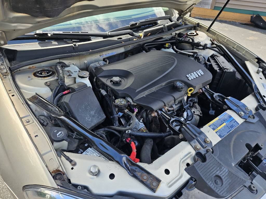 Used 2009 Chevrolet Impala LT FWD image 18