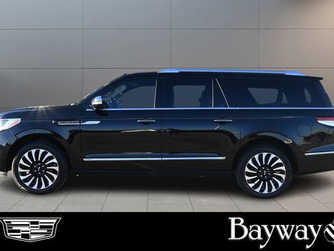 Used 2024 Lincoln Navigator L Black Label image 4