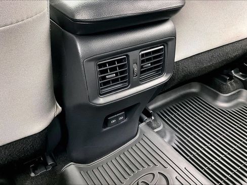 Used 2025 Toyota RAV4 XLE w/ Convenience Package FWD image 33