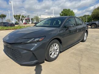 Used 2025 Toyota Camry LE video 1