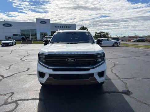 Certified 2025 Ford Expedition Max King Ranch AWD/4WD image 2