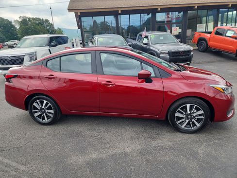 New 2025 Nissan Versa SV w/ Trunk Package image 9