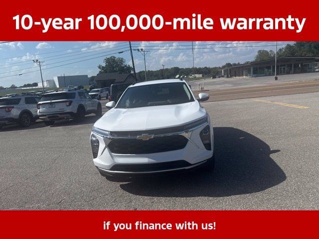 Used 2025 Chevrolet Trax LT w/ LT Convenience Package FWD image 8