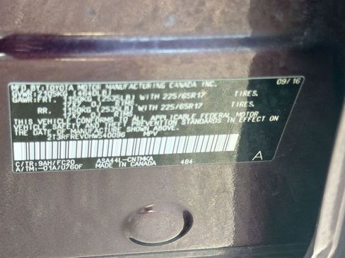 Used 2017 Toyota RAV4 XLE image 21