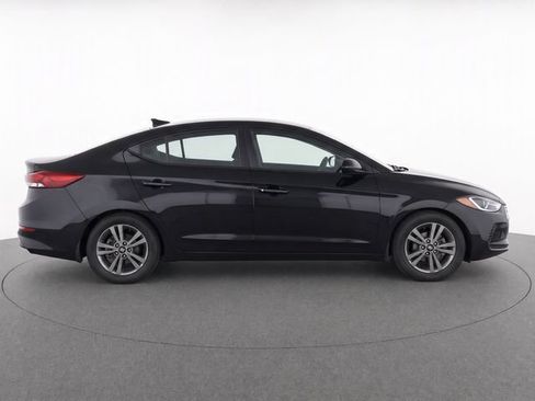 Used 2018 Hyundai Elantra SEL FWD image 4