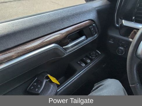 Used 2023 Chevrolet Silverado 1500 RST w/ Convenience Package II AWD/4WD image 9