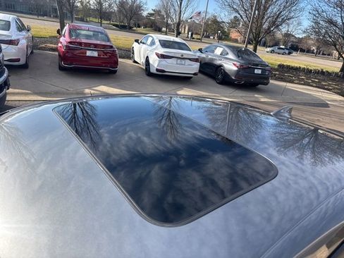 Used 2024 Acura Integra A-Spec image 10