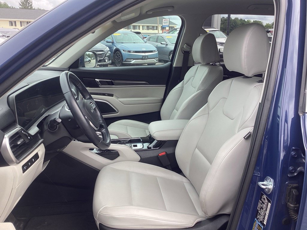 Used 2024 Kia Telluride S AWD/4WD image 14