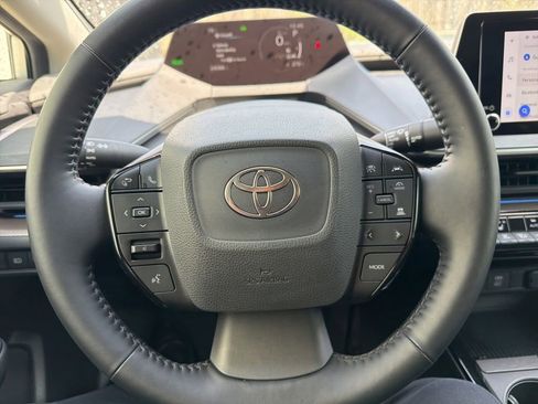 Used 2023 Toyota Prius XLE FWD image 53