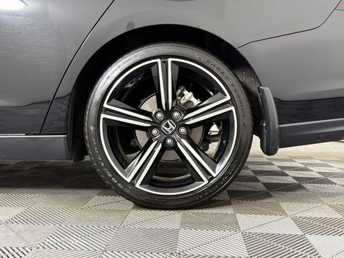 Used 2024 Honda Accord Sport image 9