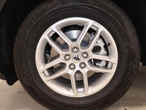 New 2026 Ford Explorer Active image 32