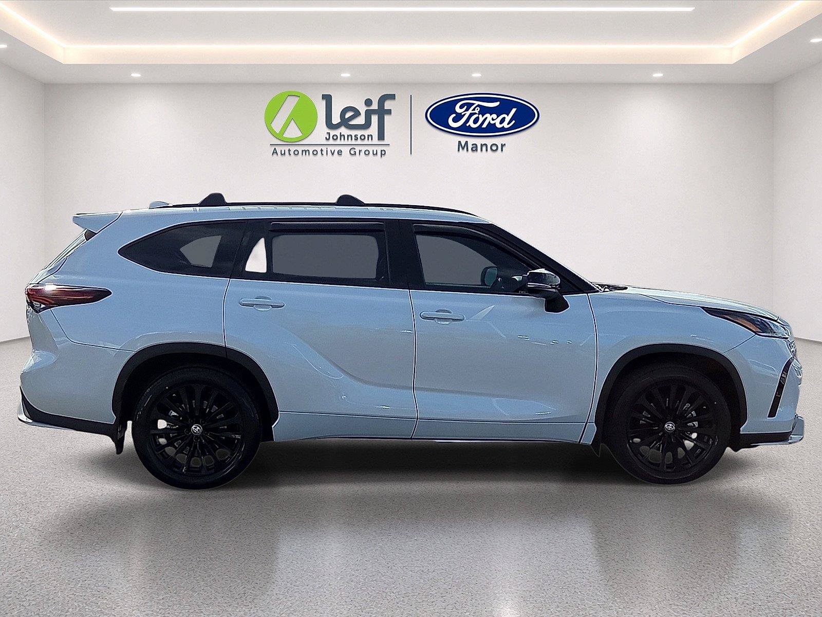 Used 2024 Toyota Highlander XSE AWD/4WD image 8