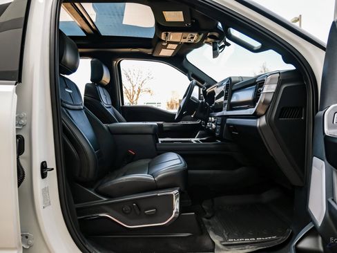 Used 2026 Ford F450 Platinum w/ FX4 Off-Road Package image 54