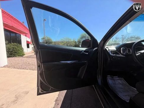 Used 2015 Dodge Journey American Value Package w/ Flexible Seating Group FWD image 8