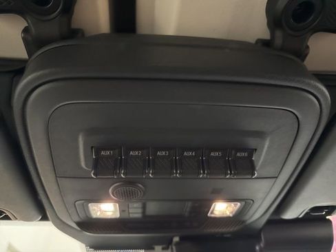 New 2026 Ford Bronco Heritage Edition image 33