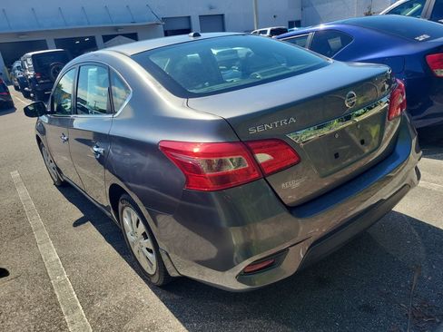 Used 2016 Nissan Sentra SV FWD image 4