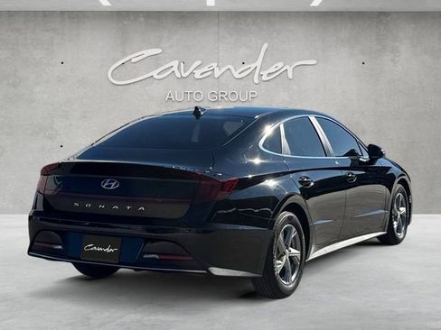 Used 2023 Hyundai Sonata SE w/ Cargo Package image 16