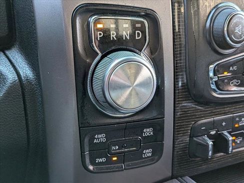 Used 2018 RAM 1500 Limited image 12