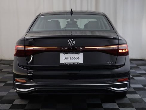 New 2026 Volkswagen Jetta SEL FWD image 17