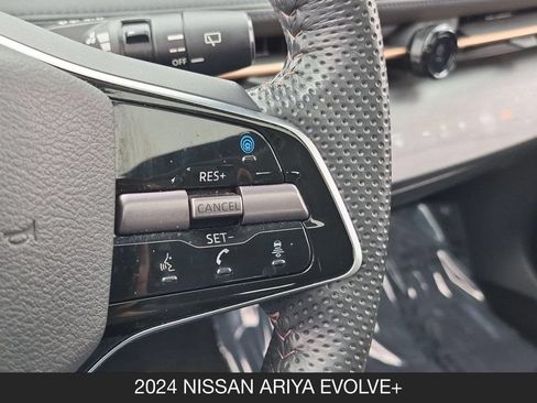 Used 2024 Nissan Ariya AWD image 19