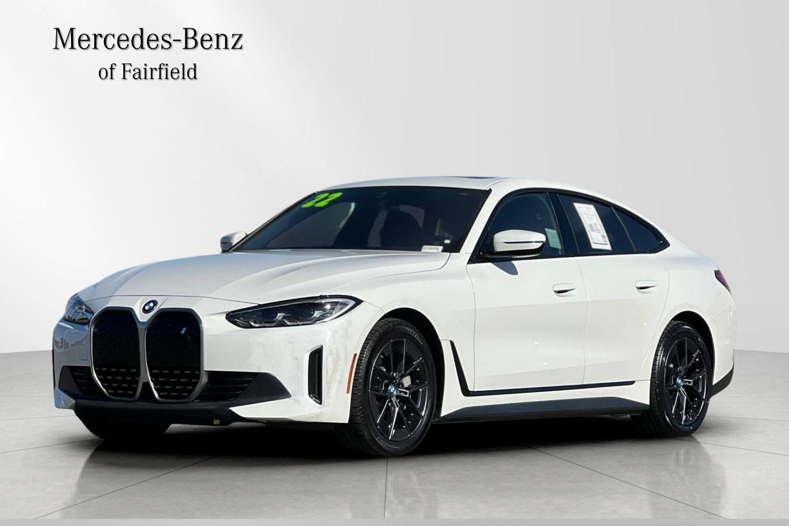 Used 2022 BMW i4 eDrive40 w/ Premium Package RWD image 1