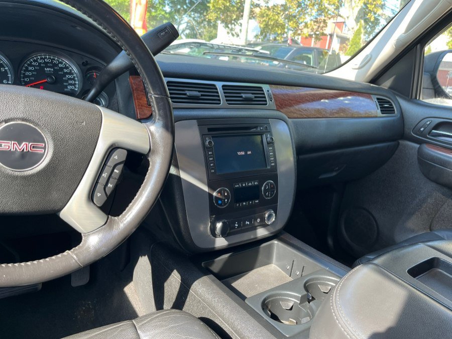 Used 2008 GMC Sierra 2500 SLT w/ Z71 Off-Road Package AWD/4WD image 21