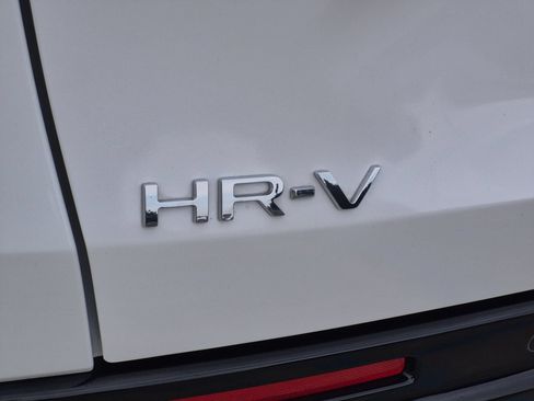 Used 2024 Honda HR-V EX-L image 28