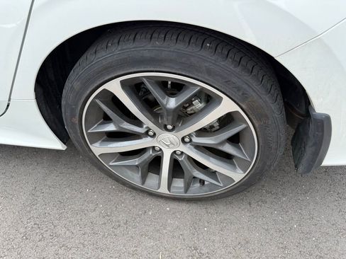 Used 2024 Honda Civic Touring image 10