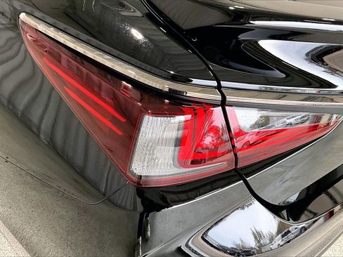 Used 2023 Lexus ES 350 F Sport image 29