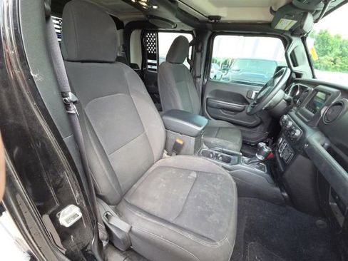 Used 2023 Jeep Gladiator Sport AWD/4WD image 21