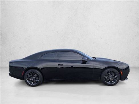 Used 2025 Dodge Charger Daytona R/T w/ Quick Order Package 25M R/T AWD/4WD image 4