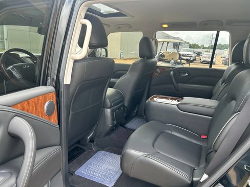 Used 2018 INFINITI QX80 2WD w/ Driver Assistance Package image 18