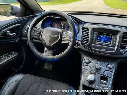 Used 2015 Chrysler 200 S FWD image 25